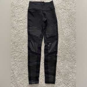 ALO Leggings - high waisted, size M. Never worn